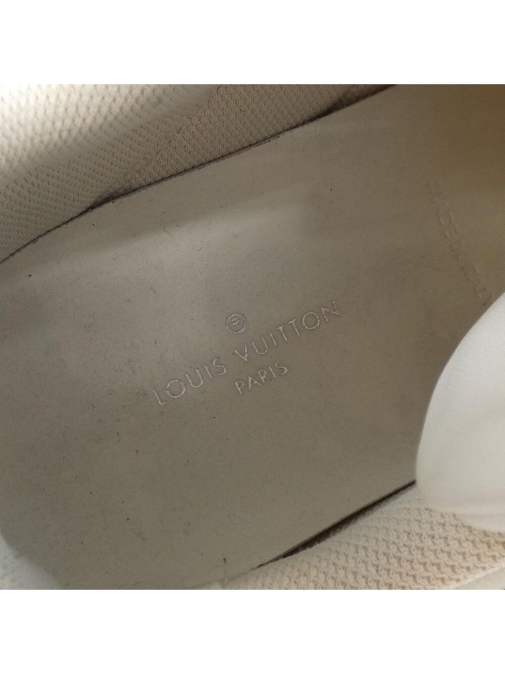 Louis Vuitton Arc Light Line Sneakers - Picture 7 of 7